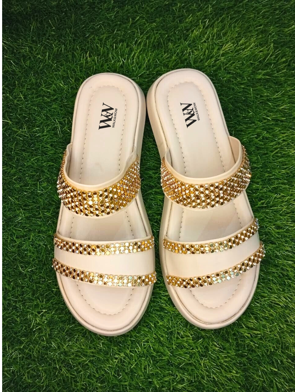 Cream Stone Embellished Wedge Chappal